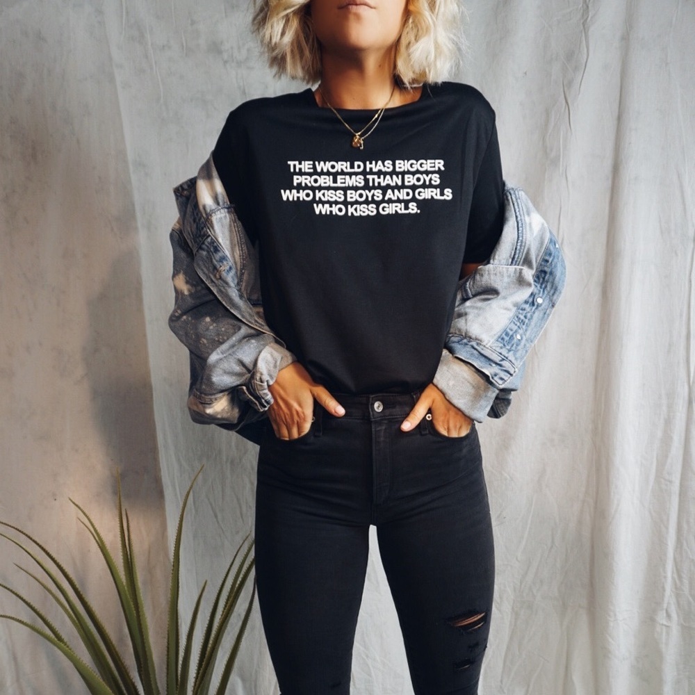 Graphic tee